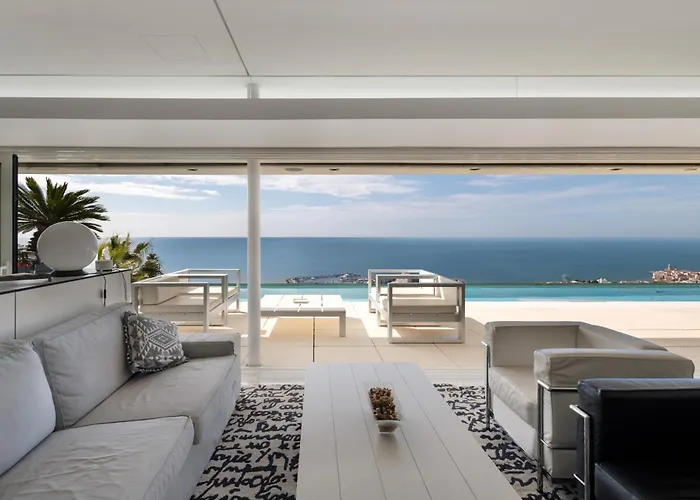 Casa Nirvana - Penthouse 别墅 锡切斯