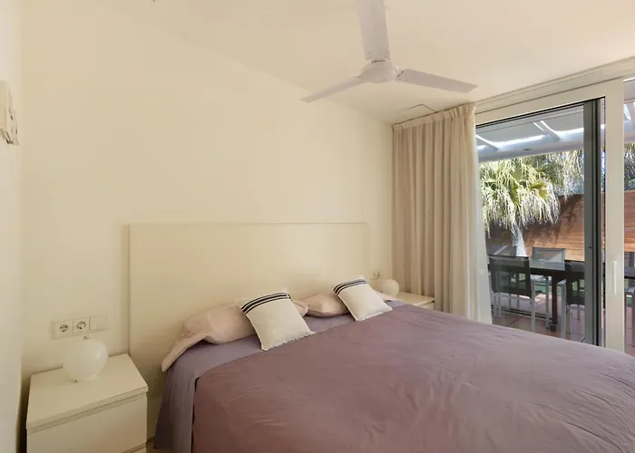 Casa Nirvana - Penthouse Vila *